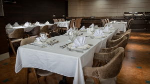 Fontana Goldenbeach Restaurant tables